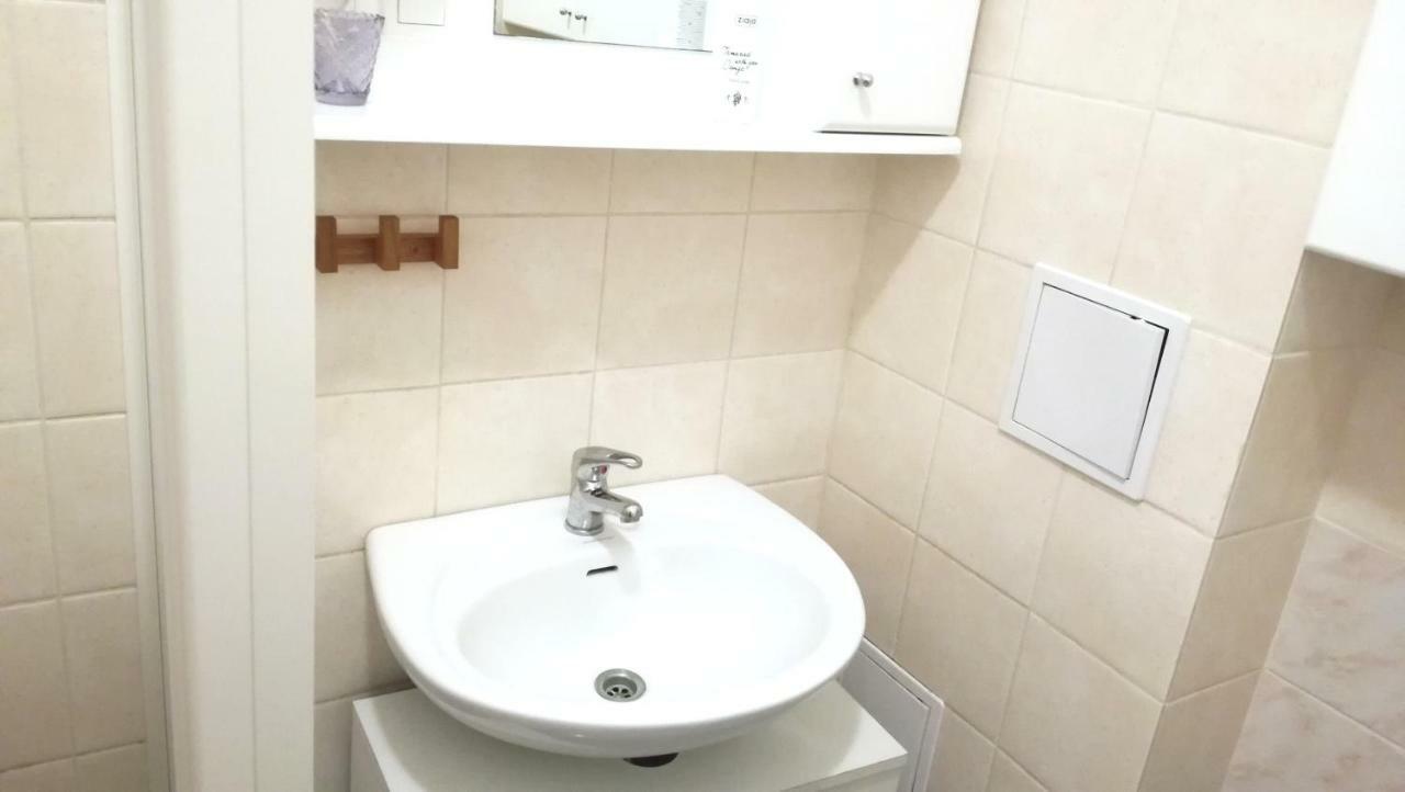 Apartment Mona - Old Town Bratislava Eksteriør bilde
